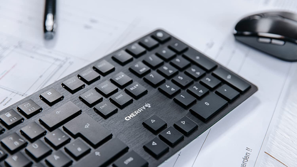 Cherry prezentuje stylową, niskoprofilową klawiaturę mechaniczną