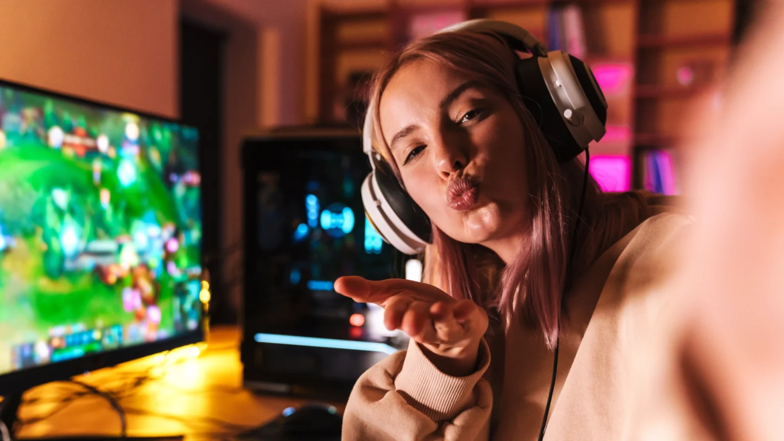 Jaki komputer kupić? Polecane zestawy komputerowe na październik 2023