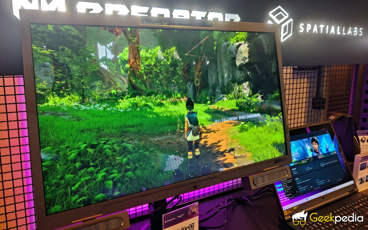 Monitor 3D bez okularów? Tak, to możliwe! I wygląda świetnie