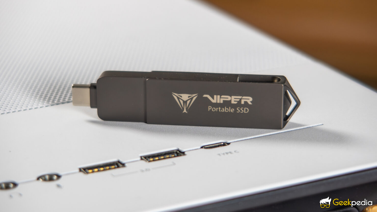 Test Patriot Viper PVP30. Wygląda jak pendrive, ale to wydajny SSD