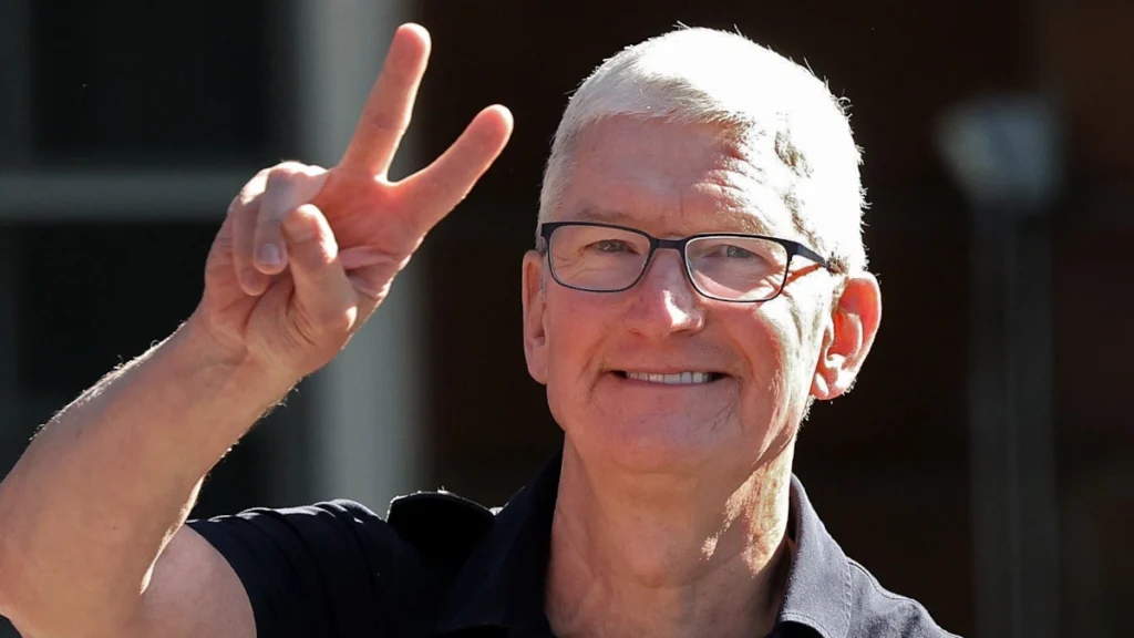 Tim Cook nie do ruszenia. Apple może trafić w jego ręce
