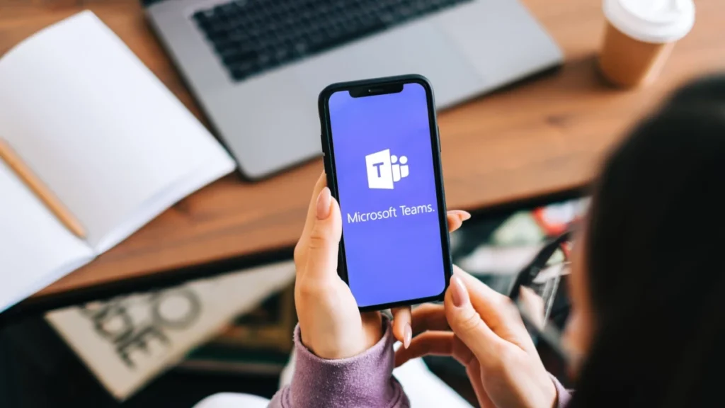 Microsoft Teams z nową funkcją. Podcasty podsumowujące nasze spotkania