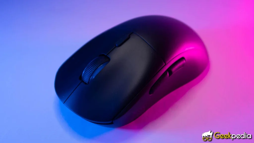 Odkryto nowe zagrożenie. Myszka komputerowa może Cię podsłuchiwać