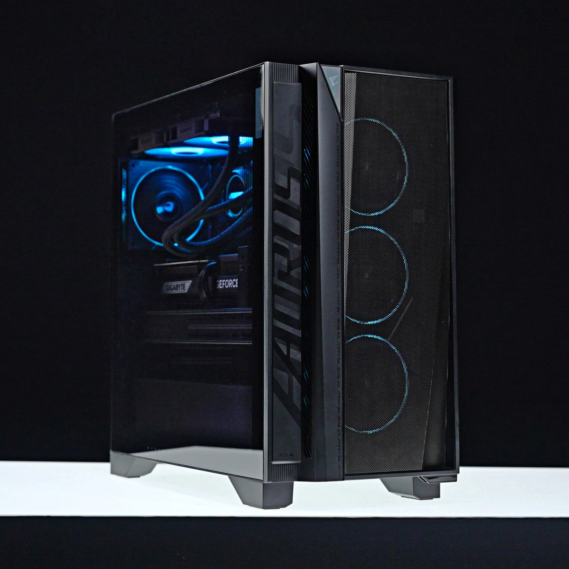 Jaki PC kupić? Polecane zestawy komputerowe na styczeń 2026